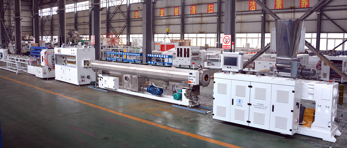 Alta produção mais longa vida útil menor consumo 32-110mm dupla e única estação linha de produção de máquinas de fabricação de tubos PVC