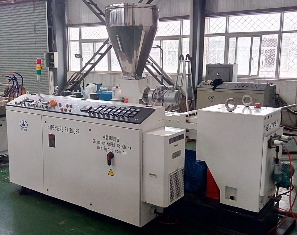 Extrusora de parafusos duplos para tubos de granulado de PVC fabricando HYPS65/28 22kw