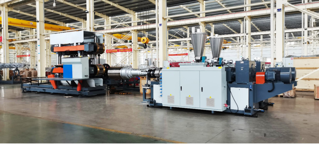 Linha de extrusão de tubos corrugados de parede dupla HYPET personalizável 200-600 mm com serviço de instalação de engenheiros